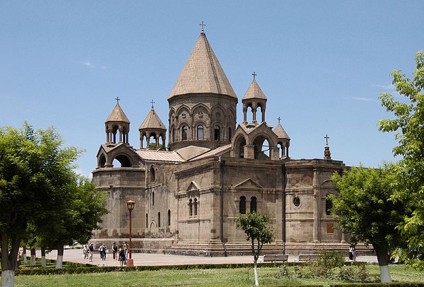 «Հայոց եկեղեցու պատմության» փոխարեն, իբրեւ փոխզիջում, կառաջարկվի դպրոցում անցնել «Կրոնի պատմություն»