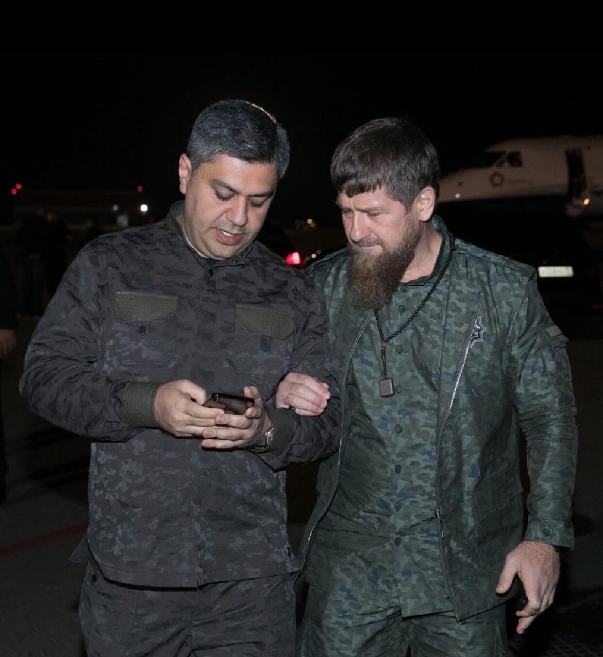 Կադիրովը շնորհավորում է Արթուր Վանեցյանին