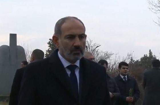 Ամանորի եւ Սուրբ ծննդյան տոների նախաշեմին այցելել ենք «Եռաբլուր» . Նիկոլ Փաշինյան