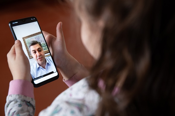 Արթուր Վանեցյանը հեռավար դաս է անցկացրել Քաշաթաղի դպրոցականների հետ