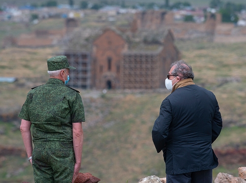 Արմեն Սարգսյանն այցելել է հայ-թուրքական սահման
