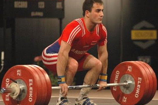  Ծանրամարտի սպորտի վարպետ Արմեն Ղազարյանին ոստիկանները բռնության են ենթարկել. հայտարարություն