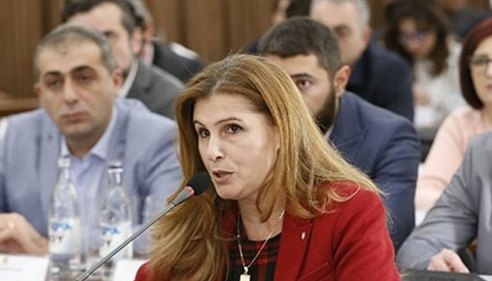 Հեղափոխական ուղուց չշեղվելու համար պիտի պաշտոնների նշանակես տգետ, բայց պարտադիր ՔՊ-ականի ծանոթ֊բարեկամ֊ընկերոջը...