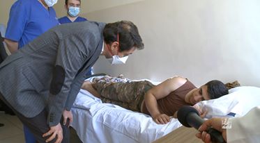 Հայկ Մարությանը տեսակցել է Երևան տեղափոխված վիրավոր զինծառայողներին