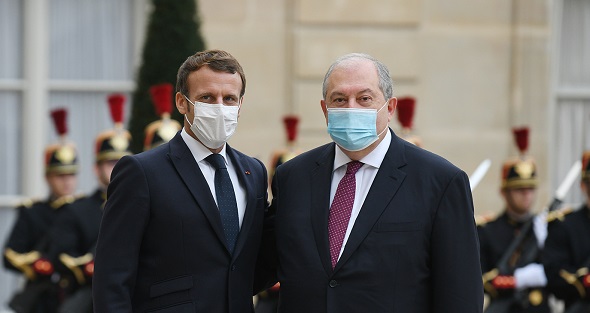 Ելիսեյան պալատում տեղի է ունեցել Արմեն Սարգսյանի և Էմանուել Մակրոնի հանդիպումը
