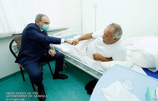 Վարչապետը տեսակցել է նաեւ Սասուն Միքայելյանին