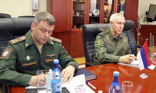 Յա չգիտեն ՌԴ դրոշն ինչ տեսք ունի, յա պրոտոկոլշիկն ա խմած. Դավթյանի ու Մուրադովի հանդիպման ժամանակ ՌԴ դրոշը թարս է դրված եղել