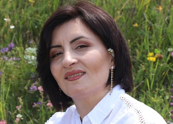 «Թշնամին ձեր քթի տակից հայ տղու է տարել»․ Արմինե Մելքոնյան