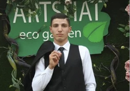 Ինժեներական աշխատանքներ կատարելիս զոհված 18-ամյա Արթուր Պողոսյանը Նշավան գյուղից էր