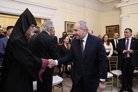 Ինչպե՞ս են Վաշինգտոնի հայերը դիմավորում Նիկոլ Փաշինյանին՝ դեսպանատանը