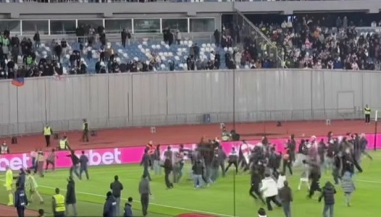 Զանգվածային անկարգություն «Դինամո Արենայում»` Հայաստան-Վրաստան խաղից հետո