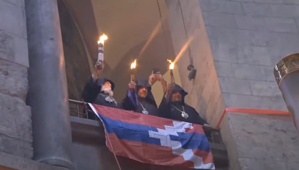 Արցախի դրոշը` Երուսաղեմի տաճարում