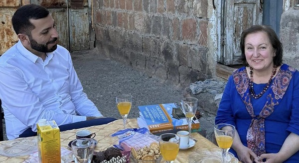 «Այ տիկին ջան, գոնե մի շաբաթ համբերեիր` նոր  քպ-ական հյուրերի ընդունեիր»