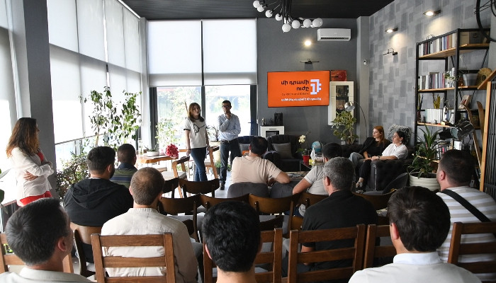 IDBank-ի և Իդրամի թիմն այցելեց «Հերոսների վերականգնողական քաղաք»