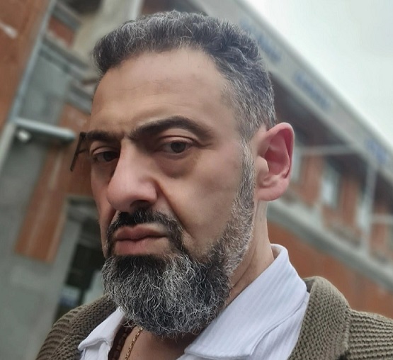 «Էն որ քեզ նման հայվանի անունը Ալի կամ Զեյնաբ չի, դա էլ է Հայ Առաքելական Սուրբ Եկեղեցու շնորհիվ». Սարգիս Մնոյան