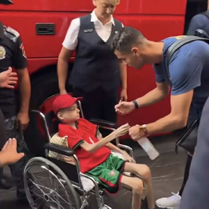 Քաղցկեղ ունեցող Արեգը հանդիպեց Ռոնալդուին, շատ հուզիչ պահ էր…