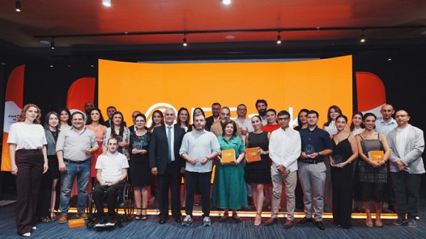 Մի դրամի ուժը 5 տարեկան է