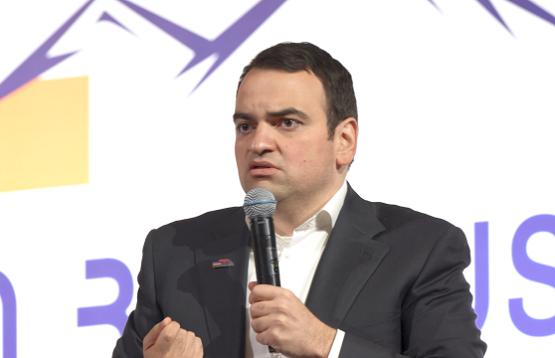 Վերջին տարիների ընթացքում Հայաստանը վերցրել է 8 միլիարդ դոլարի վարկ, եթե դրա մեկ տոկոսը ծախսվեր Գյումրիի վրա, այսօր անտուն մարդ Գյումրիում չէր լինի․ Նարեկ Կարապետյան