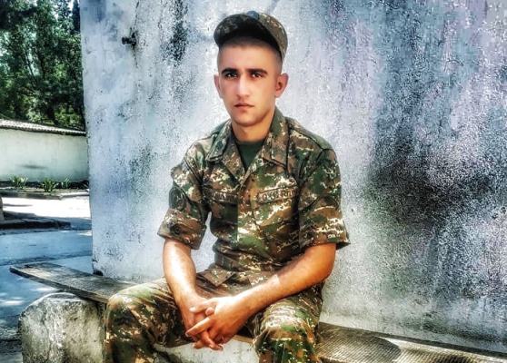 85 օր հրաշք լուրի սպասումով. Արմանն իրեն վստահված դիրքը պահել է մինչև վերջին շունչը