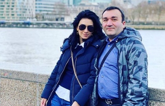 Արփինե Հովհաննիսյանը նշանածի հետ նոր լուսանկար է հրապարակել Լոնդոնից և գրառում արել