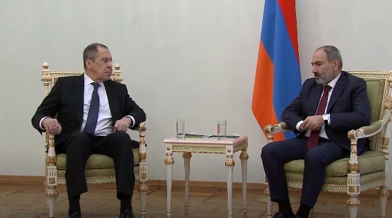 Ի՞նչ են խոսել Սերգեյ Լավրովն ու Նիկոլ Փաշինյանն առանձնազրույցում