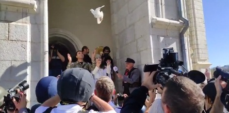 Շուշիի հրթիռակոծված Ղազանչեցոց եկեղեցում հարսանիք է