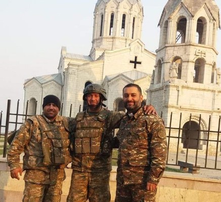 Տղե'րք, Շուշին ձեր կարիքն ունի, եկե՛ք. զինվորագրված Տեր Մանուկի կոչը՝ Արցախից