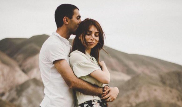 Բացում եմ տան դուռը` հույսով , որ կանգնած ես այնտեղ, բայց ամաչում ես թակել. զոհված Դավիթի կնոջ գրառումը