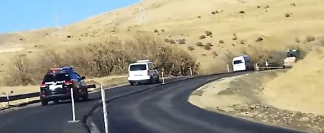 «Տասնյակ մեքենաներով ոստիկանական զորք է բերվում Կապան»