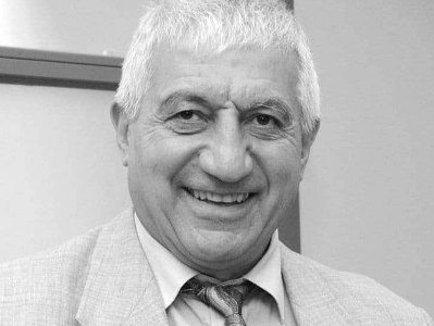 Մոսկվայում կորոնավիրուսից մահացել է ֆիզիկոս Միշիկ Ղազարյան. նույն ախտորոշումից ավելի վաղ մահացել էր նրա կինը