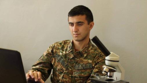 Մի ձեռքում զենք, մյուսում՝ բժշկական պայուսակ, իսկ սրտում՝ բժշկի առաքելությունը. մերօրյա հերոս Նարեկ Մելիքյան