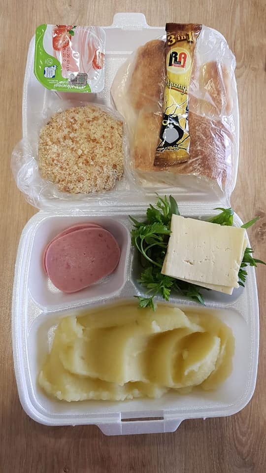 Այս ամենը ամեն օր ու բացառապես բոլորին է հասնում`թե Նորքում բուժվողներին, թե տարբեր հյուրանոցներում գտնվողներին